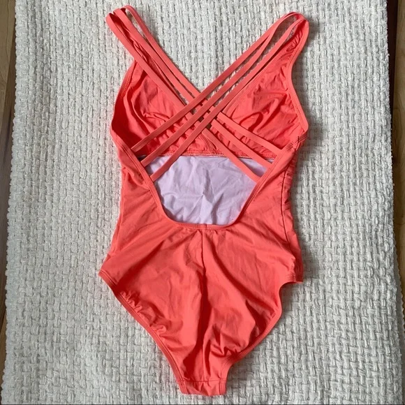 LA BLANCA Island Goddess Multi-Strap Cross-Back One Piece sz 6 - Picture 4 of 8